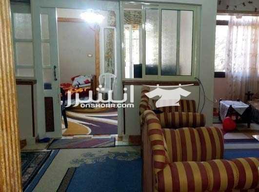 لعشاق المساحات الكبيرة جدااااا شقة بالبيطاش ش اولاد منصور 240 م سوبر لوكس الشقة 5 غرف و ريسبشن 3 قطع و 2 مطبخ و 2 حمام ، مساحتها 240 متر ، بالدور الأول علوى ، متشطبة سوبر لوكس ، بها 2 عداد كهرباء ، 2...