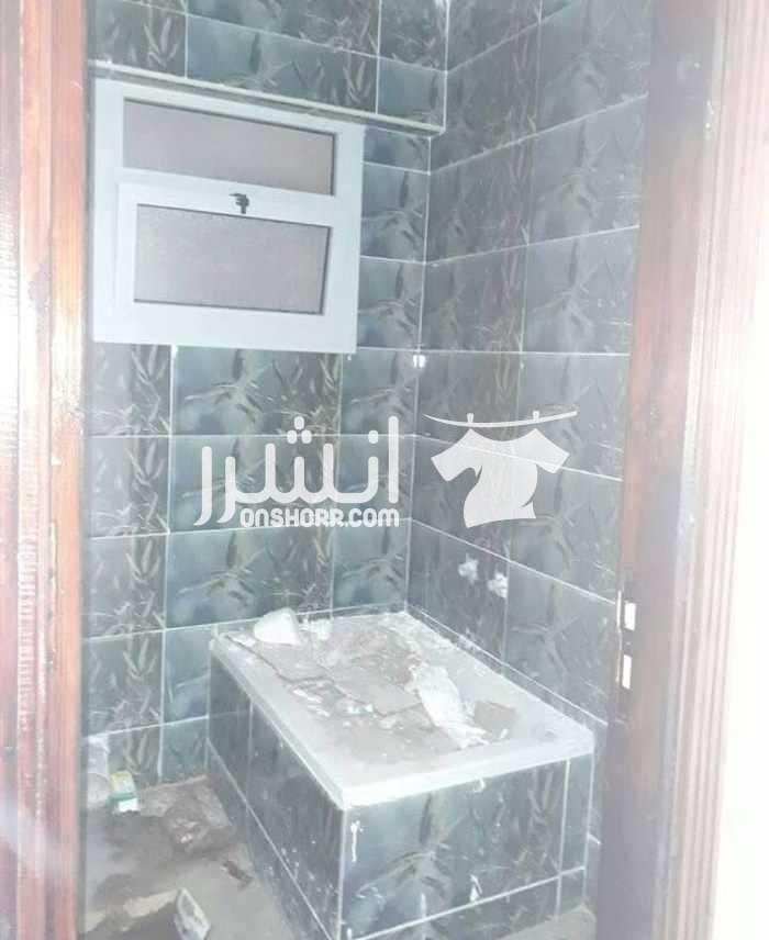 مصيف بأرقى مناطق الهانوفيل مساحه 80 متر متشطب المصيف غرفتين و ريسبشن و مطبخ و حمام ، مساحته 80 متر ، كامل المرافق ، به عدادات ( مياه + كهرباء ) ، حصة عقارية ، أرض مسجلة ، تسليم فورى ، أسانسير ، العق...