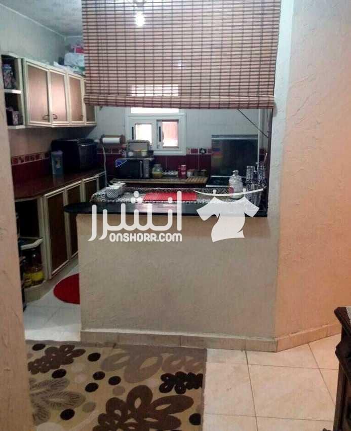 شقه سوبر لوكس مفروشه لبيني فيصل شارع الهدايا برج عباد الرحمن بجوار كومبوند تاون فالي الدور الثالث 175متر 3 اوض 2حمام وريسبشن ومطبخ كامله غاز طبيعي وعدادات ويوجد بها اسانسير تشطيب سوبر لوكس وريسبشن ب...