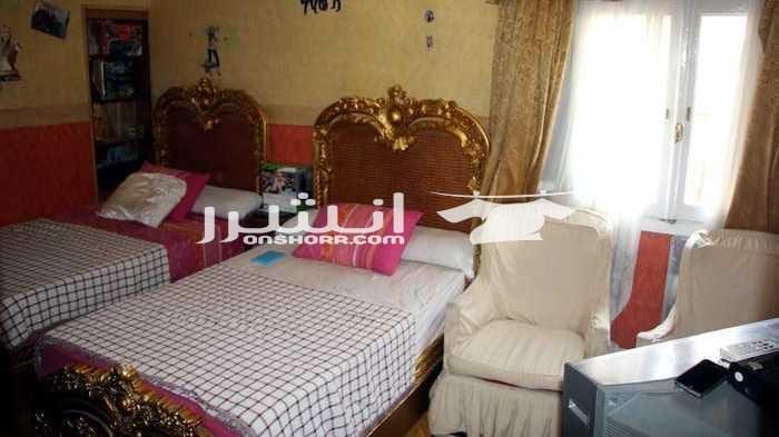شقة تشطيب لوكس 3 غرف وريسبشن 4 قطع 2 حمام ومطبخ بلكونة بحري علي واجهة العمارة تشطيب الشقة سوبر لوكس