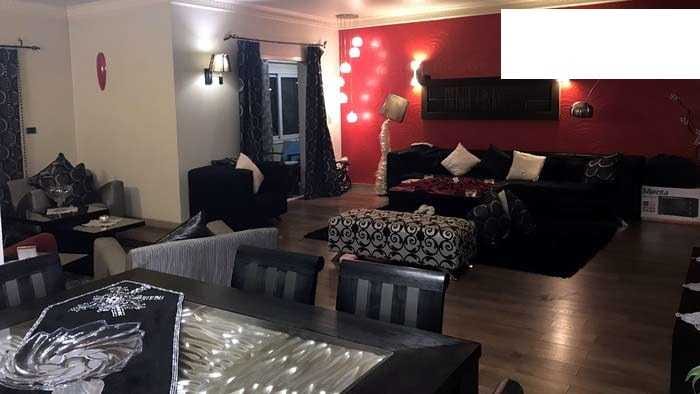 كمبوند حي الاشجار شقه 209 م للبيع بموقع مميز امام دريم لاند اكتوبر تشطيب الترا سوبر دور اول عماره مميزه ناصيه • مداخل تشطيب راقي غير تشطيب الشركه • غير مجروحه جراچ خاص للعماره . دور اول بعد الارضي علي...