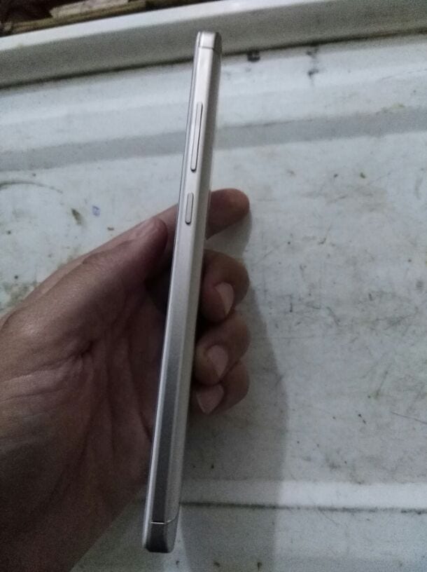 تليفون شاومي الحاله موضحه بالصور بدون عيوب
redme note4 مساحه 32 رام3
بدون مشتملات البيع لاحتياج فلوس