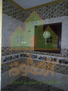 شقه للبيع بالفلل
كود 3205
شقه 130 م
3 غرف وصاله كبيرة ومطبخ وحمام
تشطيب سوبر لوكس واقفه على الوش الاخير باركيه فى الارضيه
جميع الغرف تطل على الشارع الرئيسي 30 م
شقه مرخصه وبرج مرخص بالكامل اسانسير
ال...