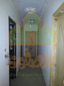 شقه للبيع بالفلل
كود 3205
شقه 130 م
3 غرف وصاله كبيرة ومطبخ وحمام
تشطيب سوبر لوكس واقفه على الوش الاخير باركيه فى الارضيه
جميع الغرف تطل على الشارع الرئيسي 30 م
شقه مرخصه وبرج مرخص بالكامل اسانسير
ال...