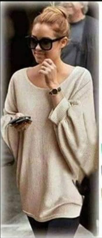 عدد ٢ بنشو صوف جراى فاتح وبيج وبلوفر جراى غامق صوف تلبيس البنشو واسع من ١١٠ك إلى ١٤٠ك والبلوفر تلبيس إلى ٩٠ ك سعر القطعة ٢٨٠ج