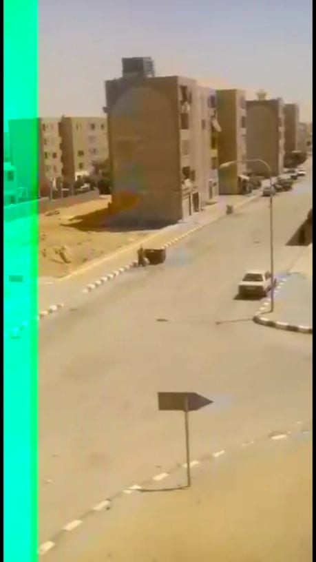 شقه أهالي بالحي بالأول مجاوره رابعه ?
١٠٠م دور تالت قبل الأخير متشطبه باقي النقاش القطعه ناصيه موقع ممتاز للتوصل?٠١٠١٢٦٣٤٦٢١