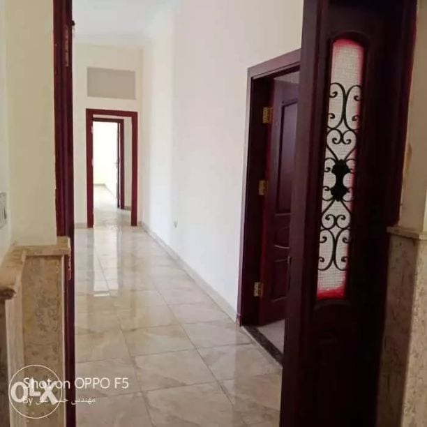 للبيع لظروف خاصة ولاعلي سعر للجادين فقط وبدون وسطاء من المالك مباشرة
شقة تمليك لقطة بفيلا بارقي مناطق فلل جنوب الأكاديمية منطقة د بالتجمع الخامس
تقع الشقة على ناصية بحرية شرقية وتطل على حديقة عامة ك...