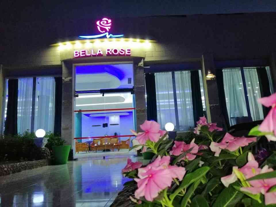 استمتع بأحلي عروض الشتاء ونص السنة في فندق بيلا روز أكوا بارك الغردقة
لا تنسَ أنك شاهدت هذا الإعلان في عنكبوت...
