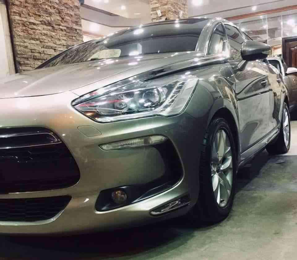 سيتروين
DS5
بحالة ممتازه
لا تنسَ أنك شاهدت هذا الإعلان في عنكبوت
سيتروين
DS5
موديل 2013
اع...