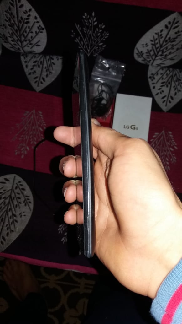 lg g4 h 810
لا تنسَ أنك شاهدت هذا الإعلان في عنكبوت
معاه كل حاجته بدون اي عيوب وماتفتحش نهائي...