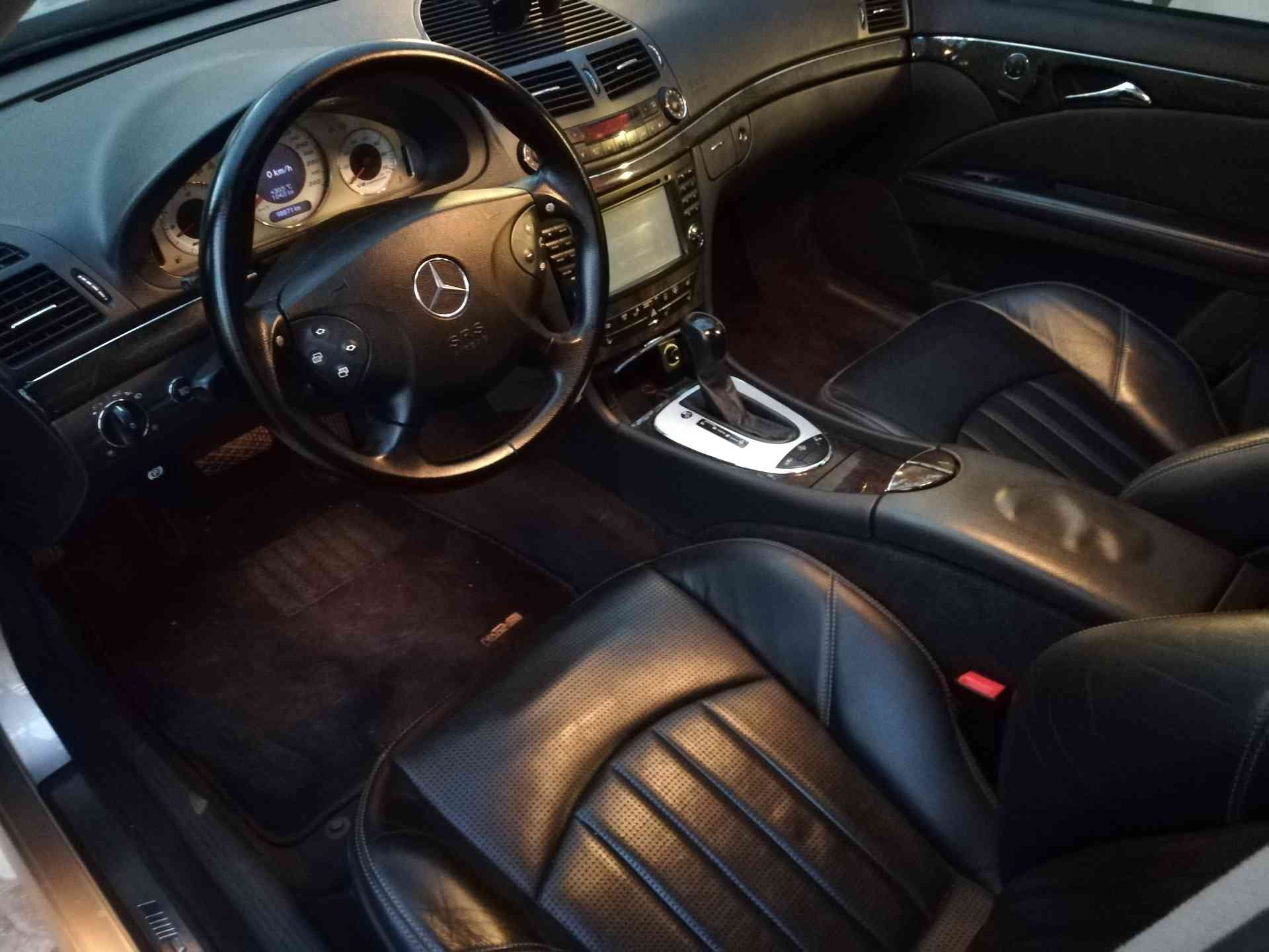 E55 AMG 2004
لا تنسَ أنك شاهدت هذا الإعلان في عنكبوت
السلام عليكم
مرسيدس E55 AMG موديل سنة 2...