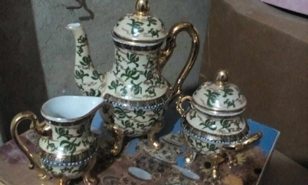 طقم كاكاو هاند ميد للبيع
لا تنسَ أنك شاهدت هذا الإعلان في عنكبوت
طقم كاكاو قهوه رسومات بارزه...