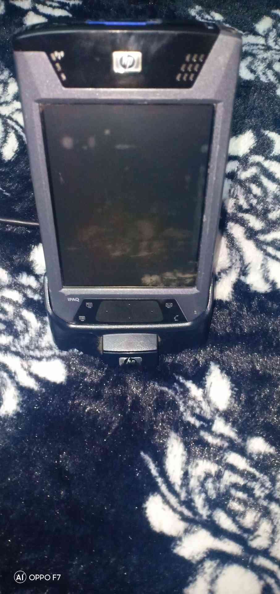 ipaq 64 جيجا
لا تنسَ أنك شاهدت هذا الإعلان في عنكبوت
كمبيوتر على شكل هاتف تتش السعر قابل للفص...