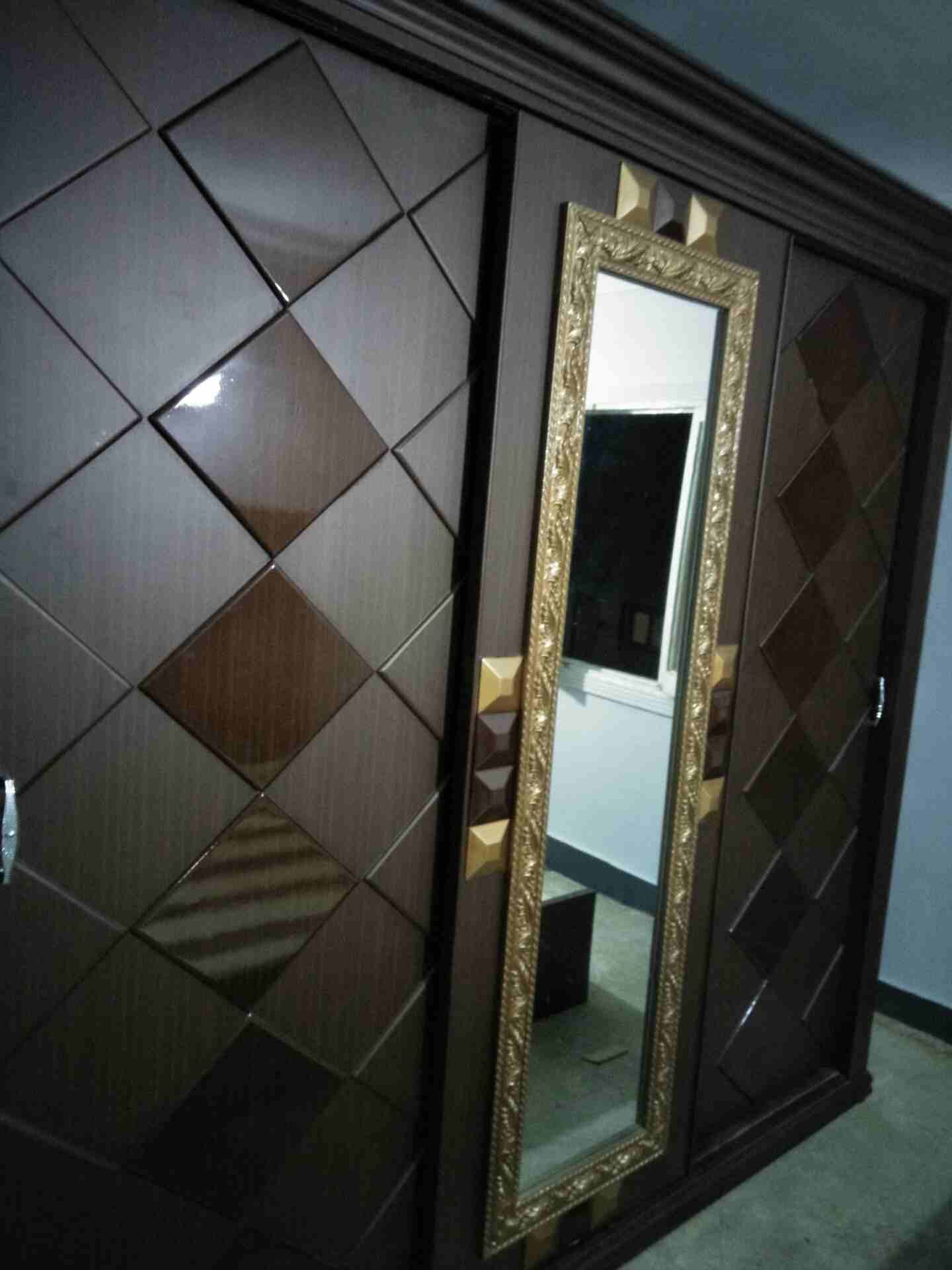 غرف نوم جديدة كمله للبيع ت01206702691
لا تنسَ أنك شاهدت هذا الإعلان في عنكبوت
غرف نوم جديدة كمله...