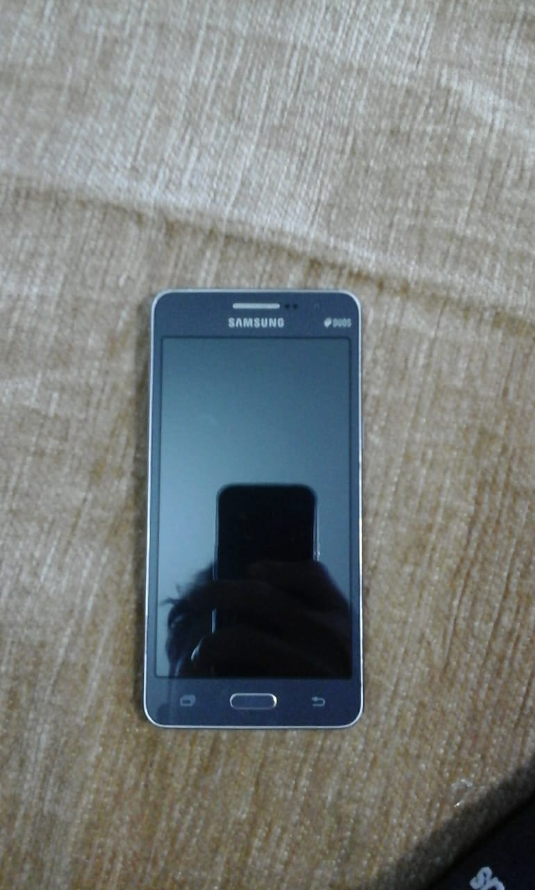 (استعمال خفيف)samsung grand prime فضي
لا تنسَ أنك شاهدت هذا الإعلان في عنكبوت
موبيل samsung g...