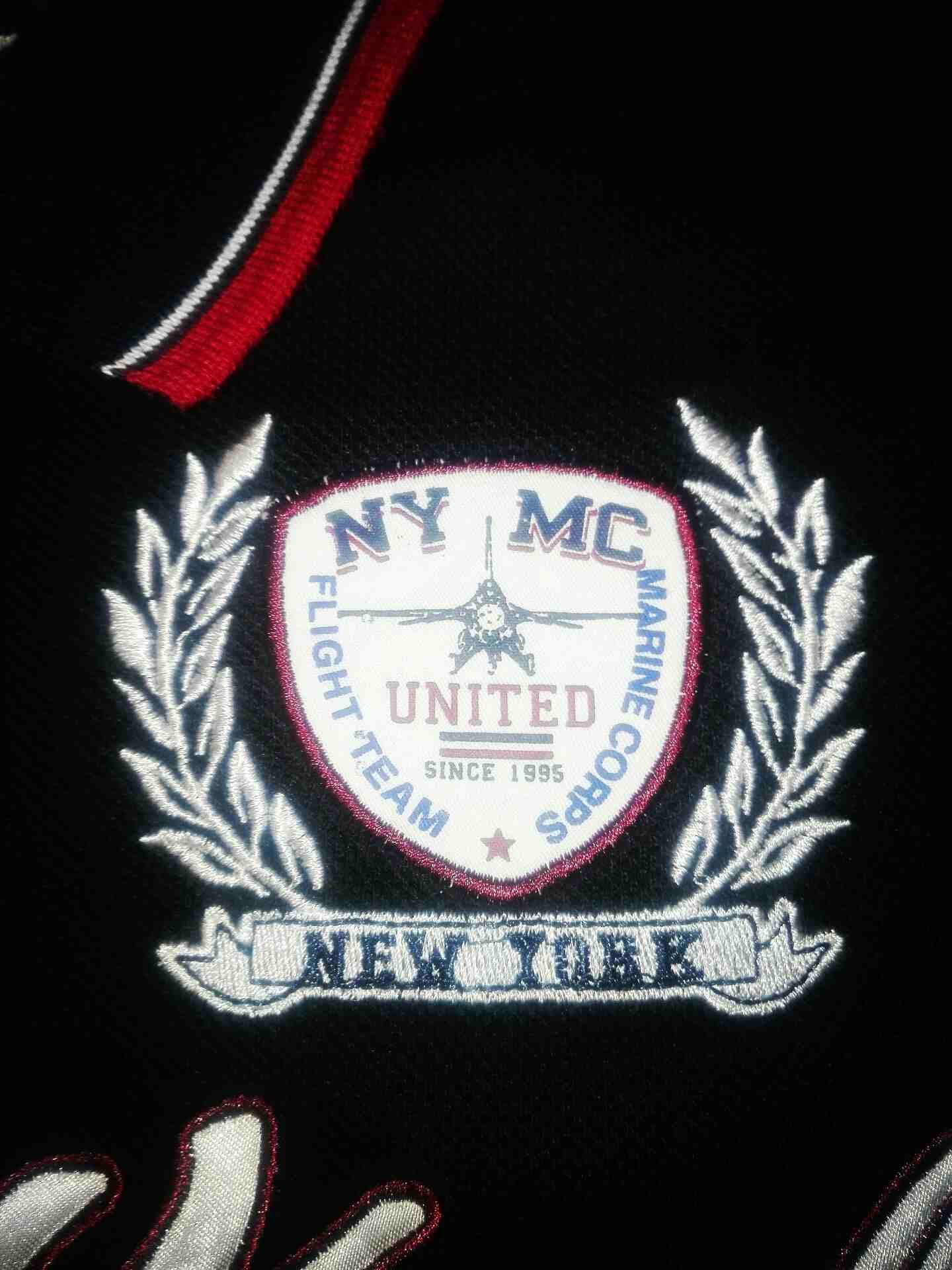 Authentic Gear from USA
لا تنسَ أنك شاهدت هذا الإعلان في عنكبوت
سويتشيرت اوريچينال من امريكا
مقا...