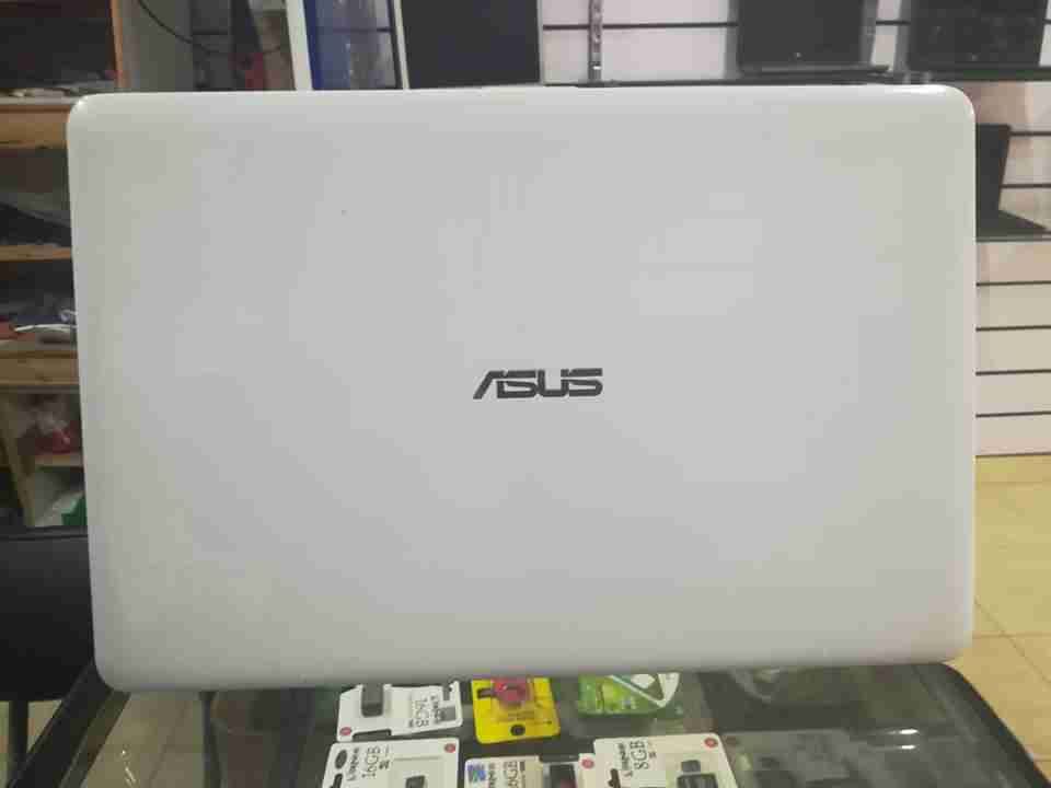 ASUS K541U Ci5 7th Gen
لا تنسَ أنك شاهدت هذا الإعلان في عنكبوت
لمهندسين الفوتوشوب والأوتوكاد...