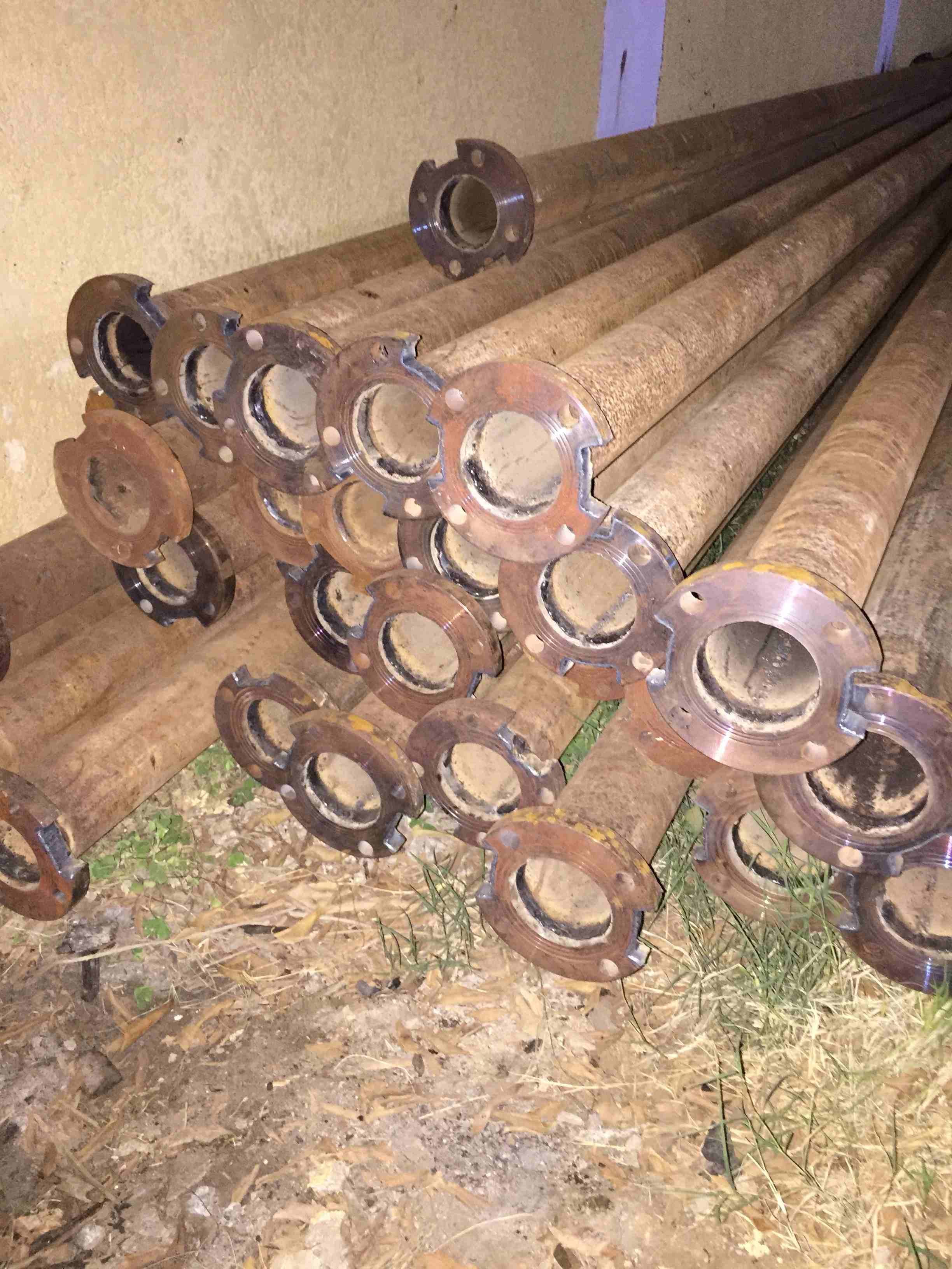 مواسير حديد
لا تنسَ أنك شاهدت هذا الإعلان في عنكبوت
2.5"-3"-4"خرج البترول بحالة جي...