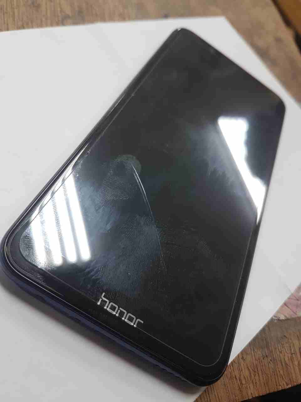 Honor 7C 2018 بالضمان والفاتورة الضريبية بحاله الزيرووو
لا تنسَ أنك شاهدت هذا الإعلان في عنكبوت
H...