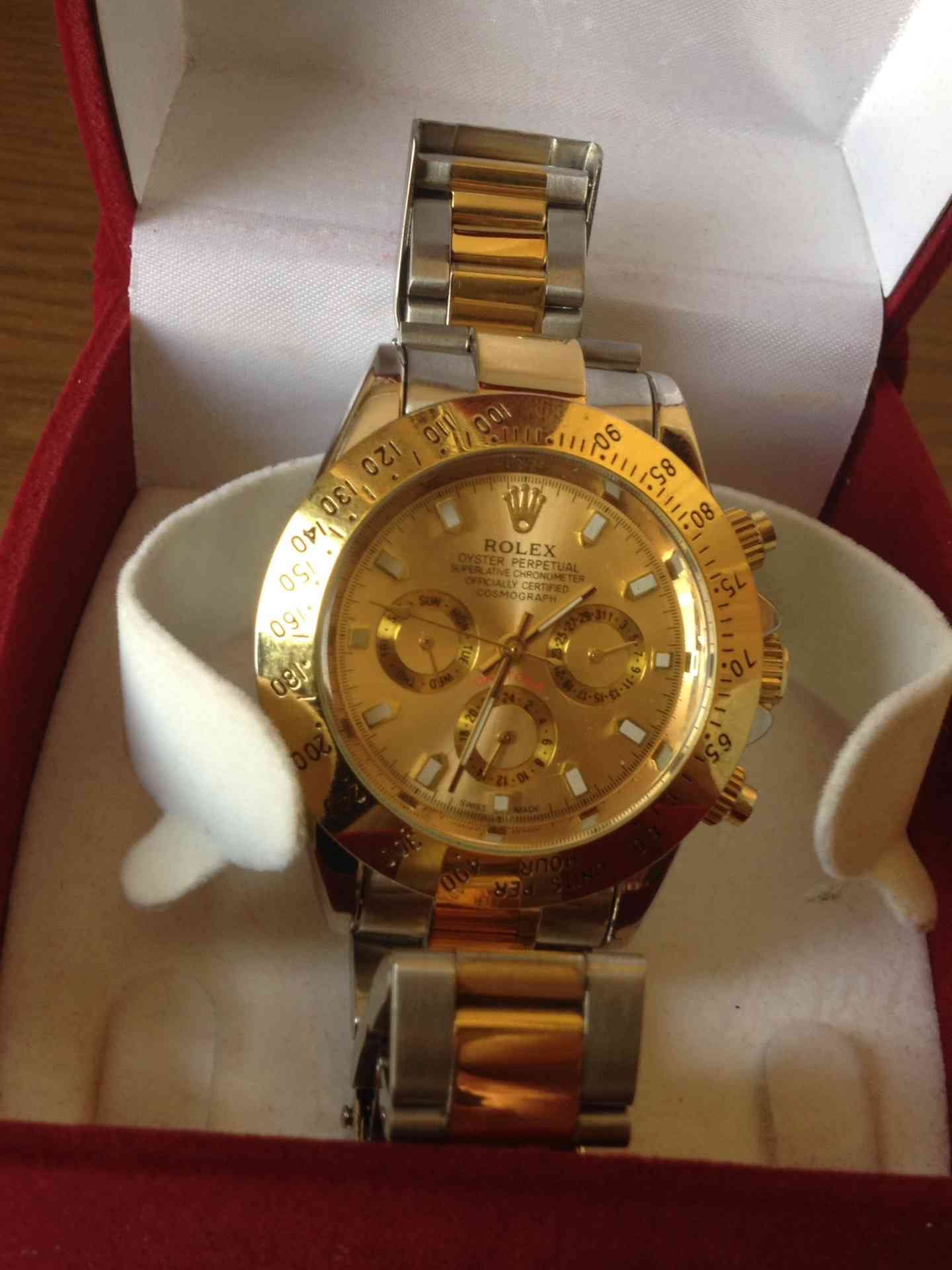 Rolex watch ساعه رولكس (High copy)
لا تنسَ أنك شاهدت هذا الإعلان في عنكبوت
ساعه رولكس
رجالي...