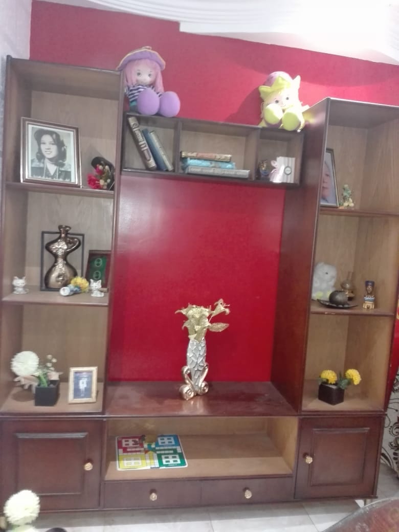 مكتبه و طربيزت سفره
لا تنسَ أنك شاهدت هذا الإعلان في عنكبوت
مكتبه خشب زان اللون بني
طربيزت س...