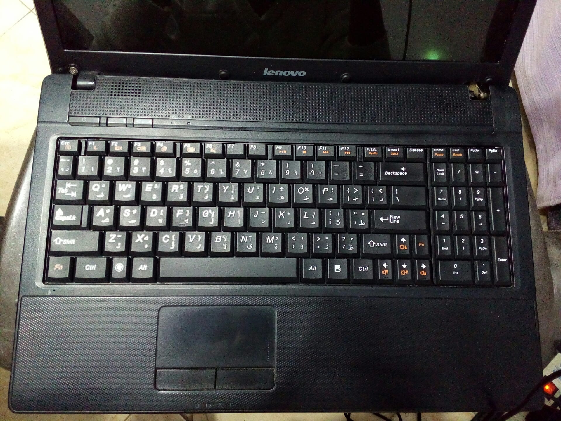 i3/320gb حالة ممتازة بيشغل بيس 17
لا تنسَ أنك شاهدت هذا الإعلان في عنكبوت
Lenovo حالة ممتاااا...