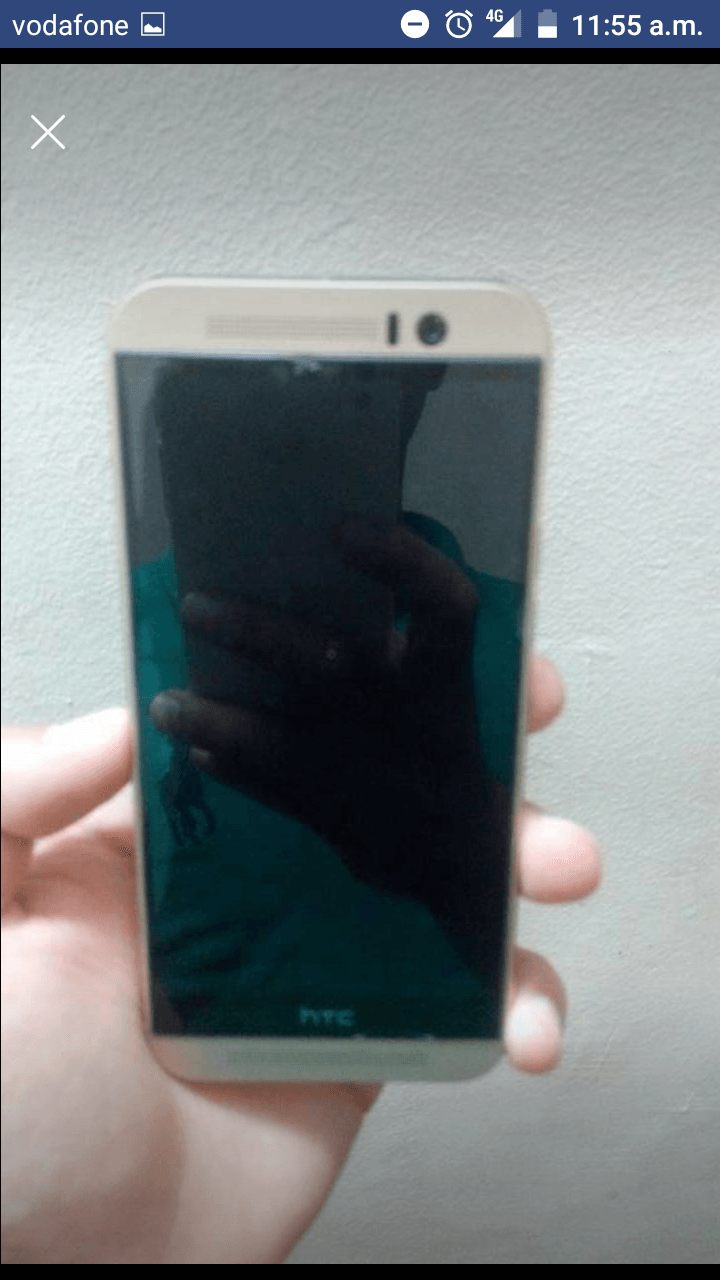 htc m9 يوجد شاحنه وهاندفري
لا تنسَ أنك شاهدت هذا الإعلان في عنكبوت
جهاز نضيف ومعاه شاحن وهاند فري...