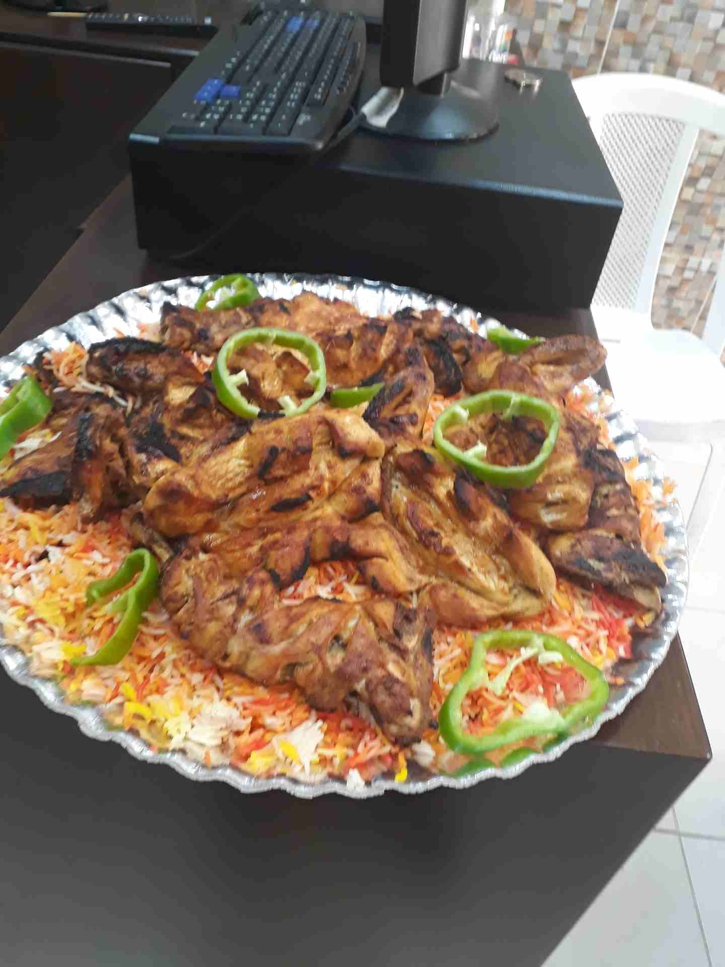 الشيف حسن لو في حد عاوز نفتح مطعم شركة مطعم تكا هندي
لا تنسَ أنك شاهدت هذا الإعلان في عنكبوت...