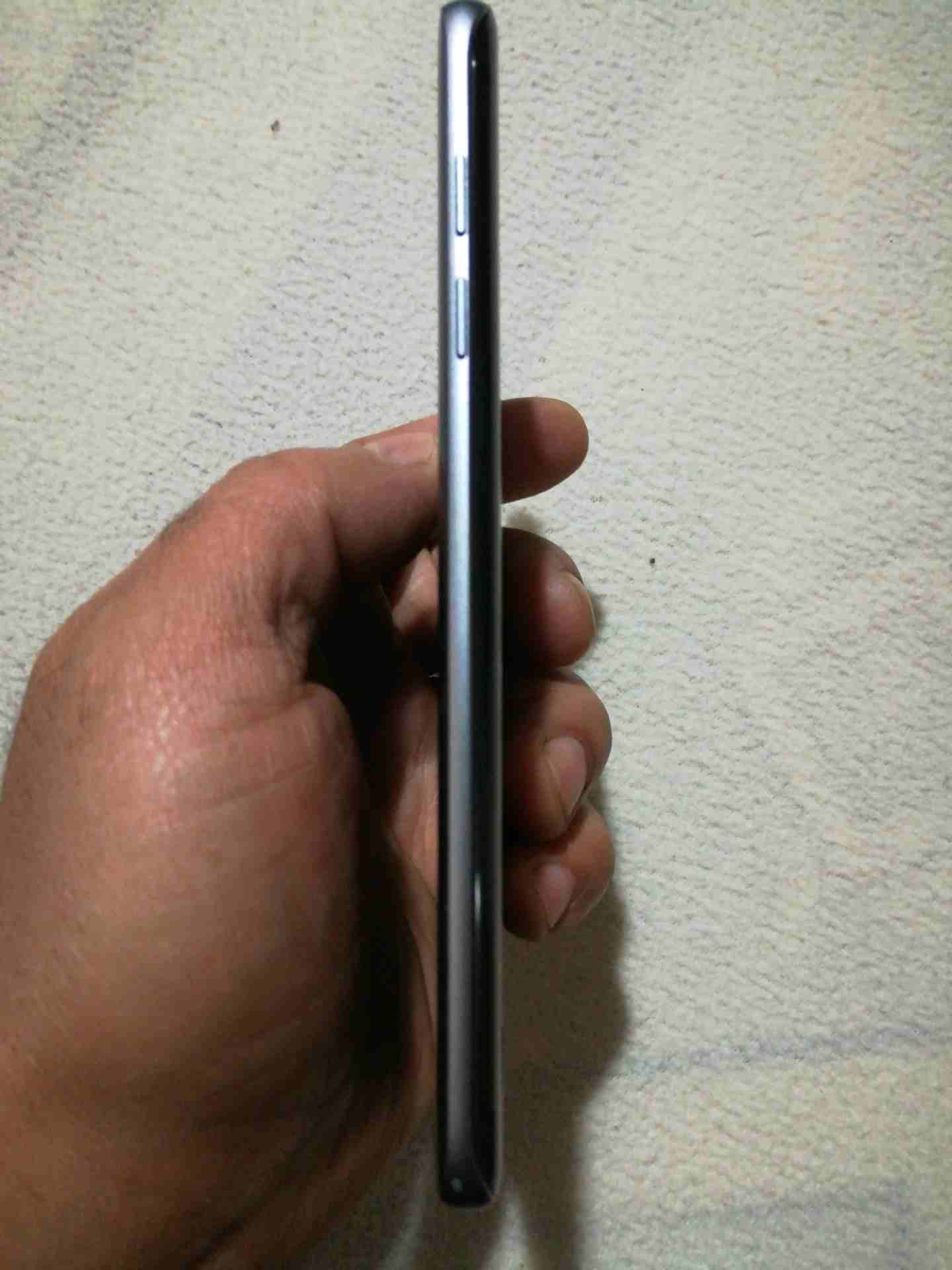 للبيع SAMSUNG Glaxey S7 edge
لا تنسَ أنك شاهدت هذا الإعلان في عنكبوت
سامسونج جالكسي S7 edge 32G خ...