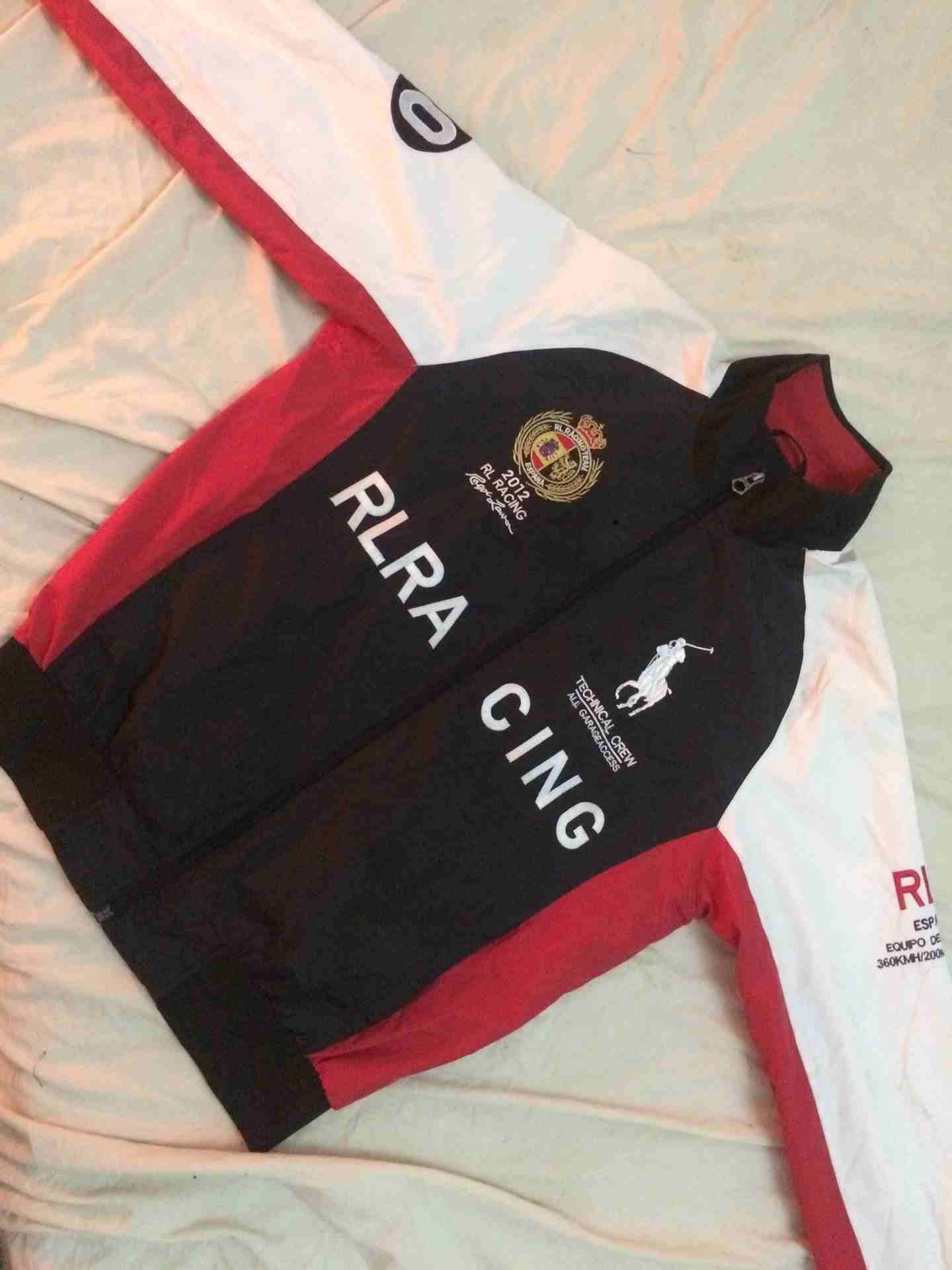 جاكت Polo Ralph Lauren prand
لا تنسَ أنك شاهدت هذا الإعلان في عنكبوت
جاكت Polo Ralph Lauren pra...