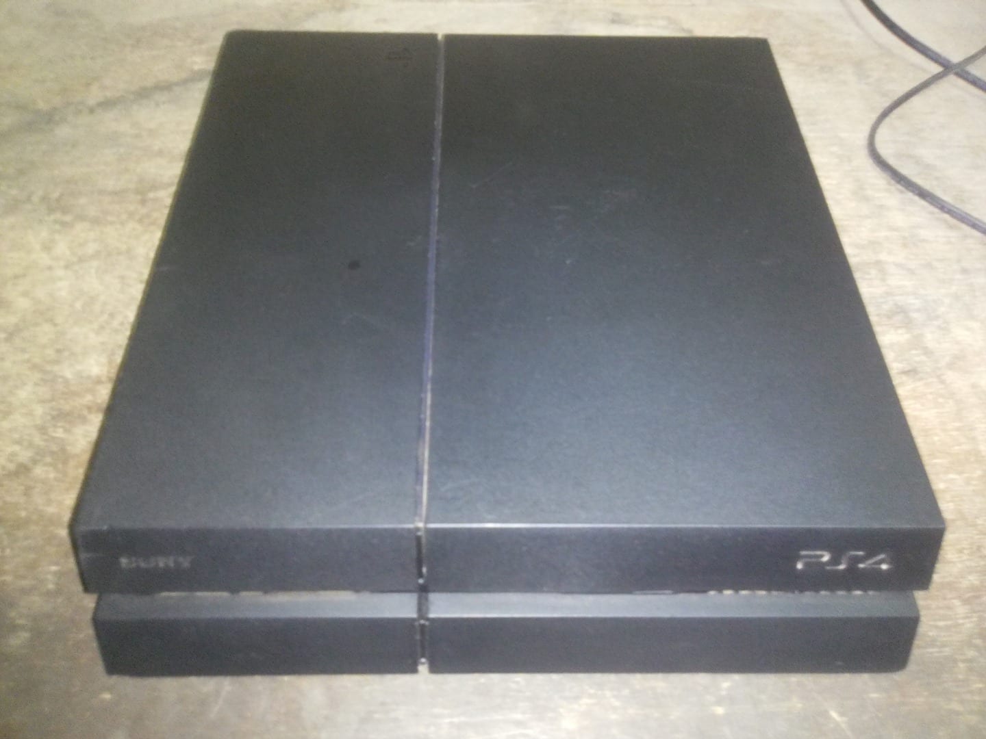 جهاز بلاى ستيشن ps4 هارد 500 جيجا بحالة ممتازه كالجديد
لا تنسَ أنك شاهدت هذا الإعلان في عنكبوت...