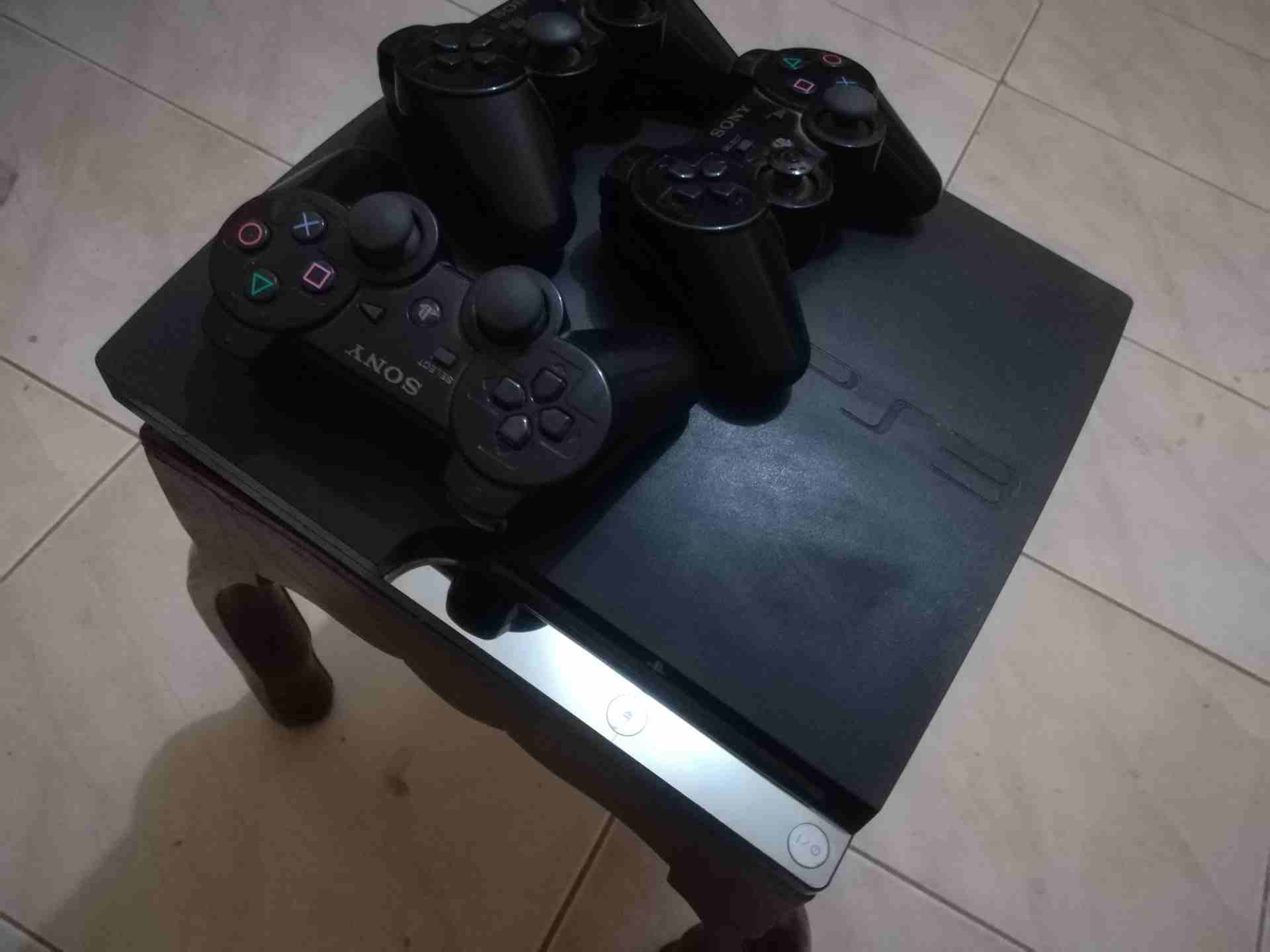 بلايستيشن 3 هارد 500 جيجا معدل
لا تنسَ أنك شاهدت هذا الإعلان في عنكبوت
بلايستيشن 3 هارد 500 جيجا...