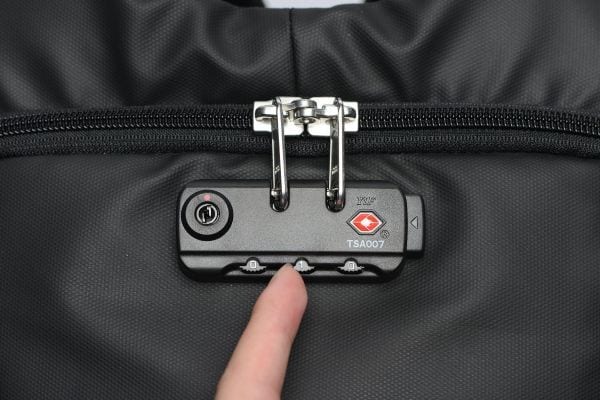 حقائب الكمبيوتر المحمول K-Design
لا تنسَ أنك شاهدت هذا الإعلان في عنكبوت
العلامة التجارية: فا...