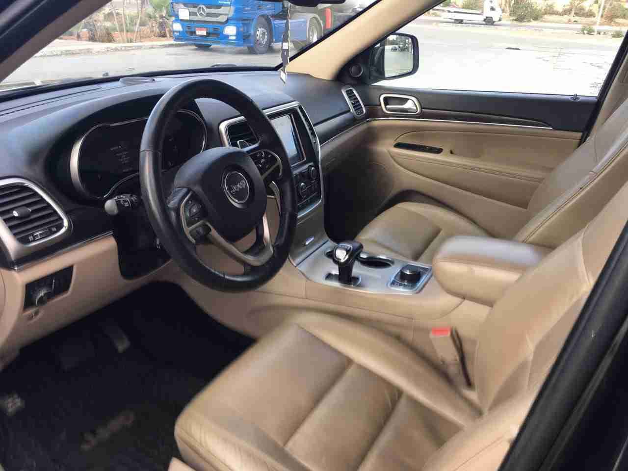 دلوقتي للايجار بارخص الاسعار سيارة جيب جراند شيروكي
لا تنسَ أنك شاهدت هذا الإعلان في عنكبوت
ا...