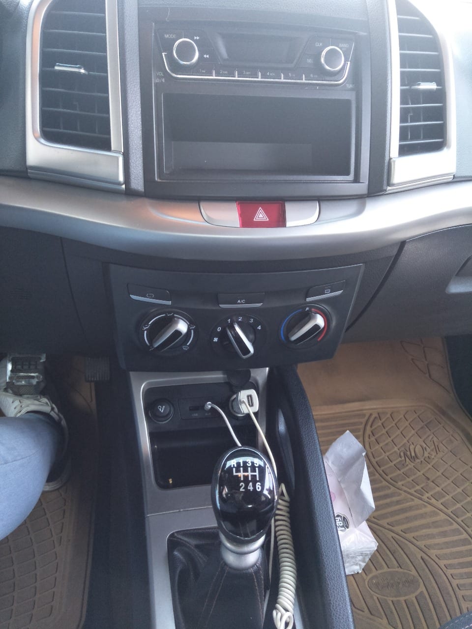 JAC S3 2015
لا تنسَ أنك شاهدت هذا الإعلان في عنكبوت
_ مانيوال
_ صيانتها فى التوكيل
_ السعة 16...