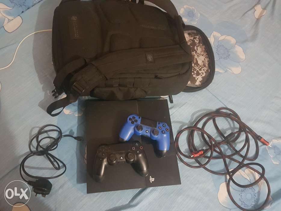 Sony playstation 4 بيع عاجل
لا تنسَ أنك شاهدت هذا الإعلان في عنكبوت
2 controllers pes 15 P...
