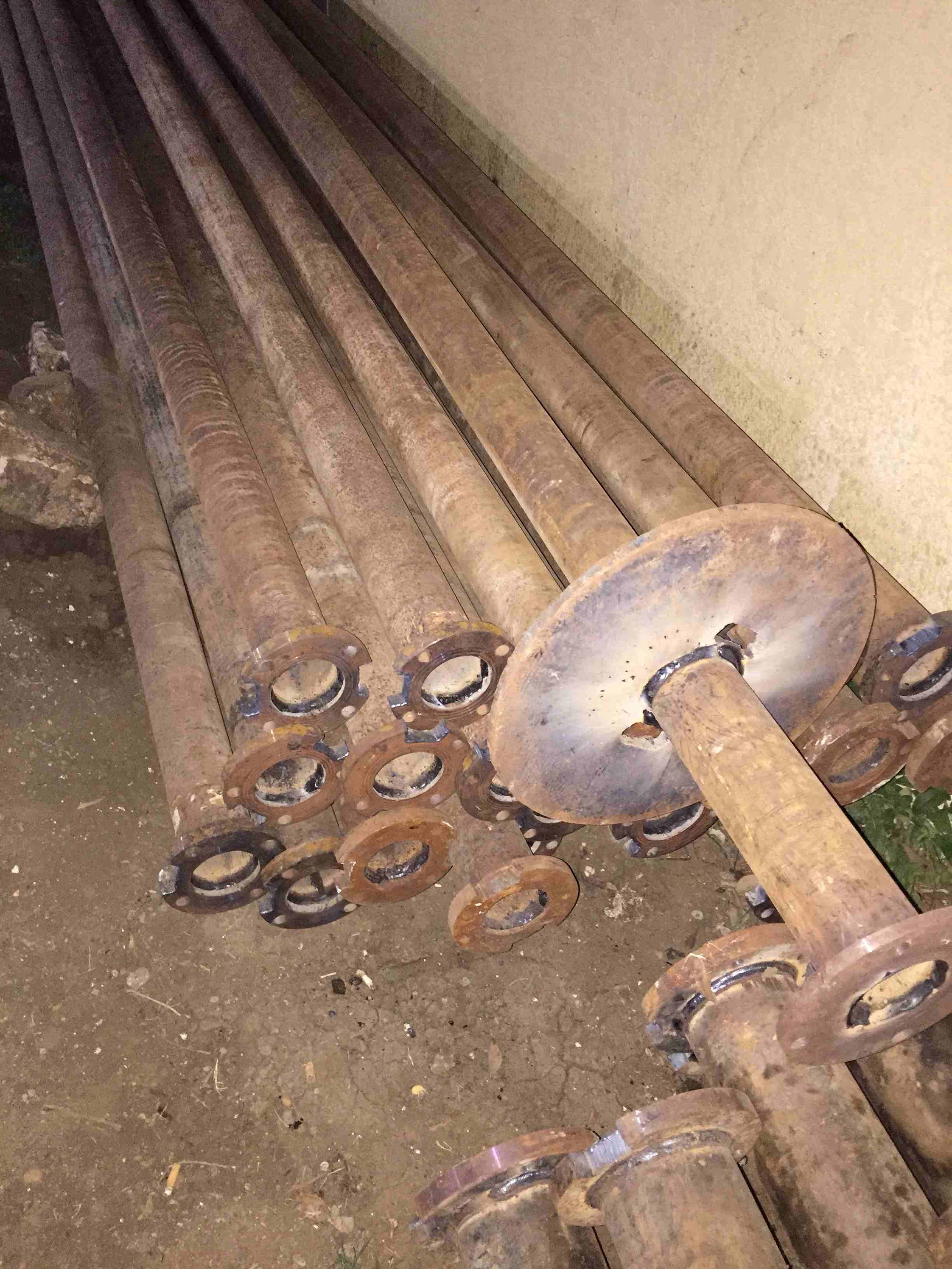 مواسير حديد
لا تنسَ أنك شاهدت هذا الإعلان في عنكبوت
2.5"-3"-4"خرج البترول بحالة جي...