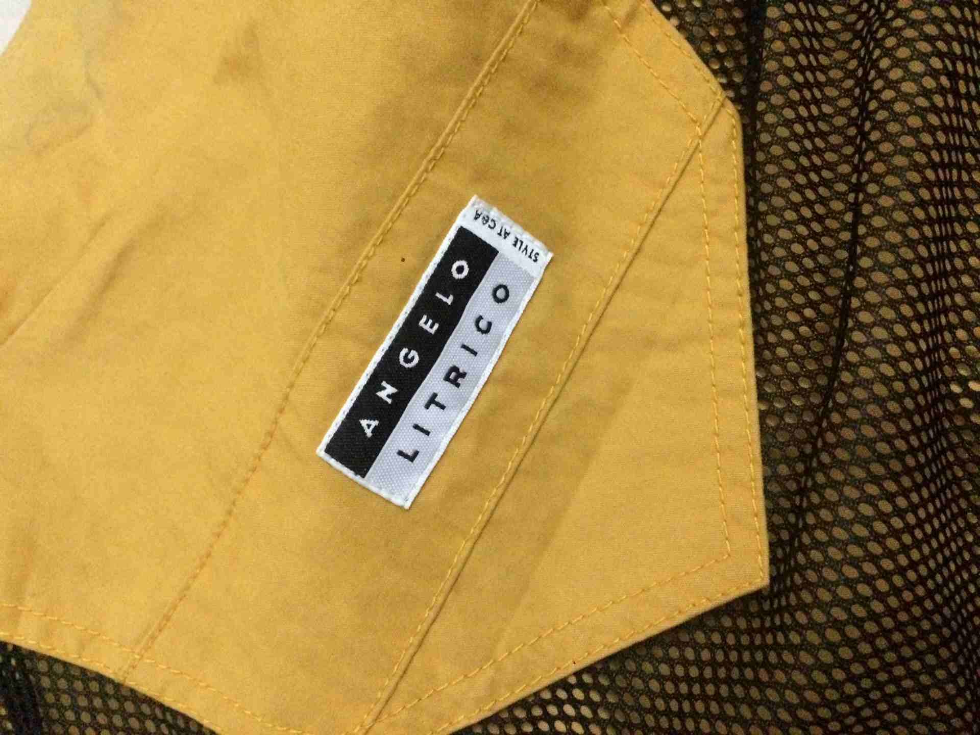 Brand جاكيت ماركة ANGELO litrico بحالة الجديد لون مميز
لا تنسَ أنك شاهدت هذا الإعلان في عنكبوت
Br...