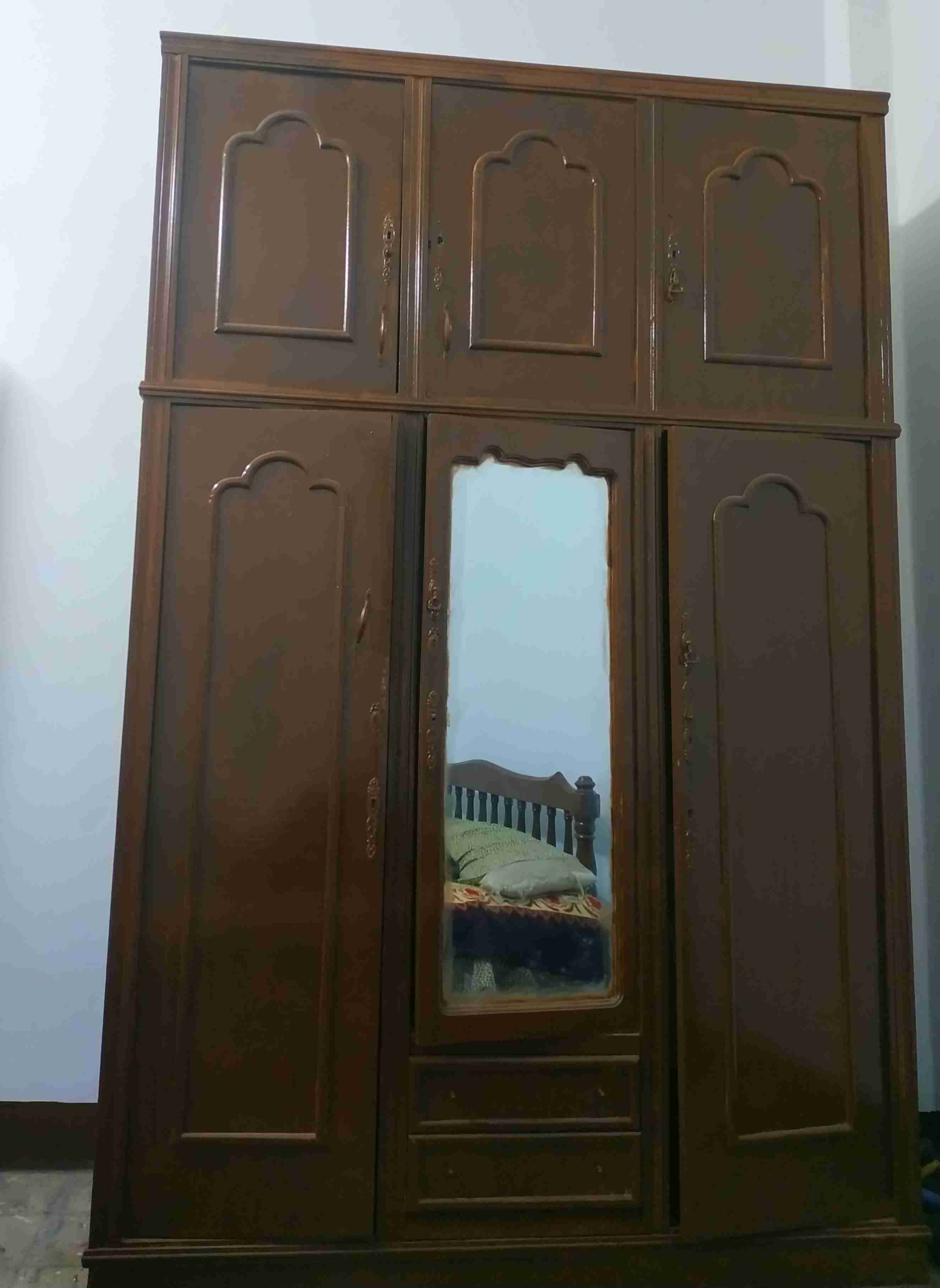 غرفة نوم بحالة ممتازة
لا تنسَ أنك شاهدت هذا الإعلان في عنكبوت
غرفة نوم خشب زان
سرير 2 متر طول...