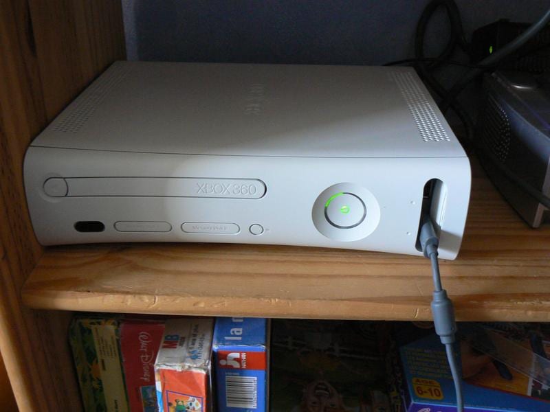 xbox 360 معاة كل حجتو وعلية سوفت وير 2018 والكااميرا بتعتو
لا تنسَ أنك شاهدت هذا الإعلان في عنكبوت...
