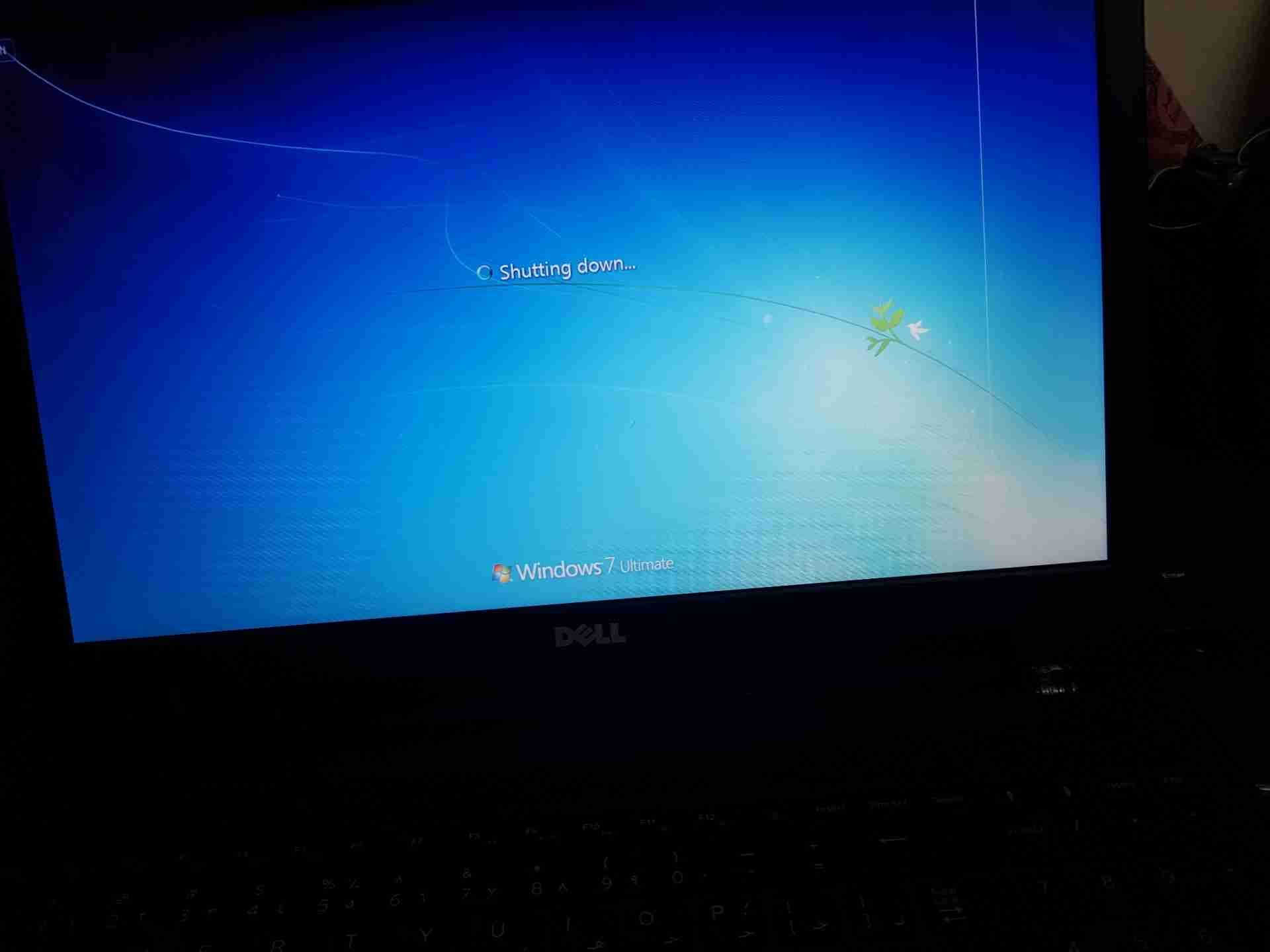 Dell 3521 core i3
لا تنسَ أنك شاهدت هذا الإعلان في عنكبوت
hard:250G
كارت شاشه :inte Hd 4000
r...