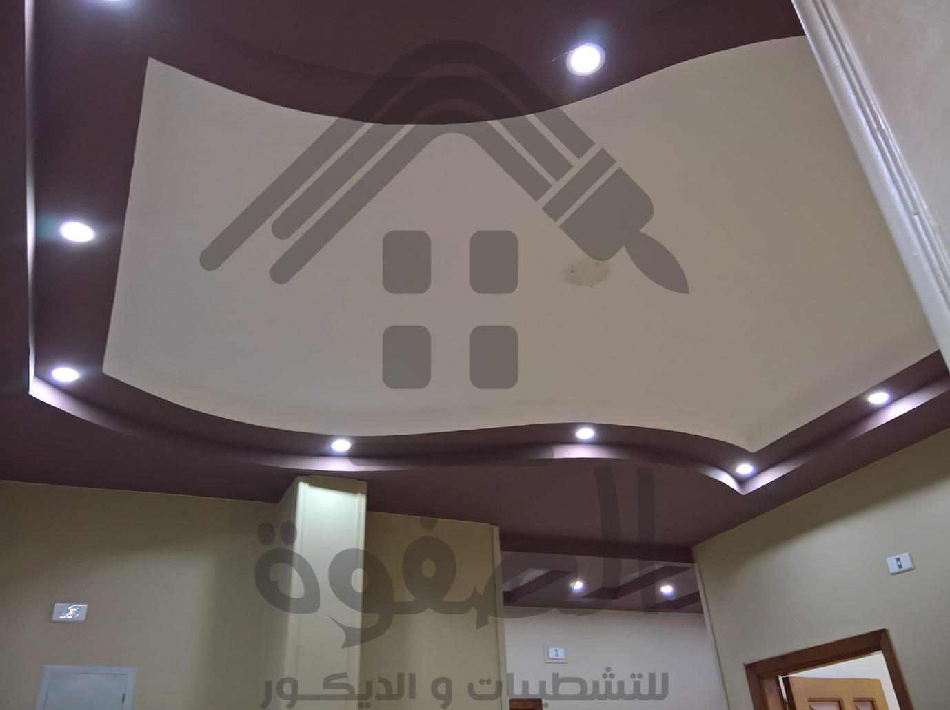 الصفوة للتشطيب والديكور..
الشركة الاولي في عالم التشطيبات والديكور
وتميزنا هو سر نجاحنا تقوم الشركة بكل اعمال التشطيبات والديكور الخاصة
بمنزلك او فيلتك بدءا من مرحلة الطوب الحمر الي تسليم المفتاح...