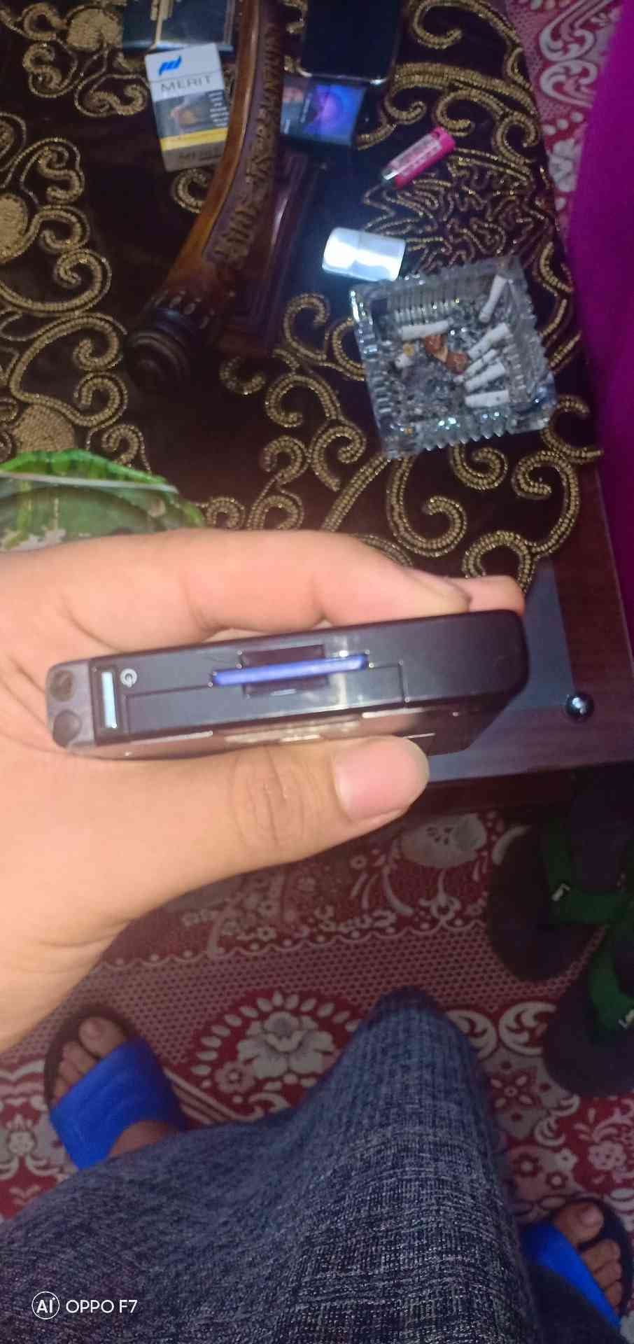 ipaq 64 جيجا
لا تنسَ أنك شاهدت هذا الإعلان في عنكبوت
كمبيوتر على شكل هاتف تتش السعر قابل للفص...