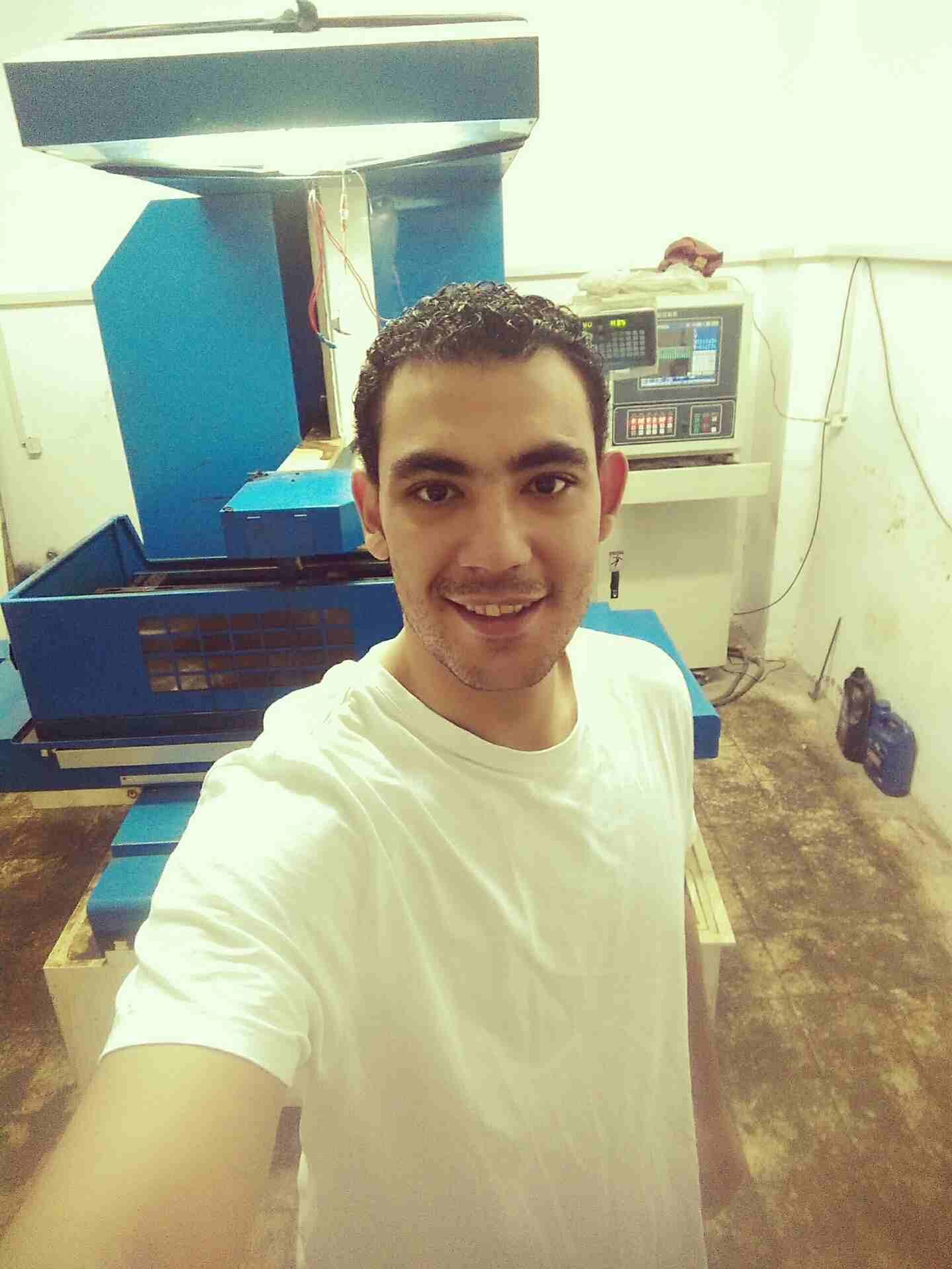 مصنع . الاسطمبات المعادن واير كت وخراطه ومكابس انتاج
لا تنسَ أنك شاهدت هذا الإعلان في عنكبوت
مص...