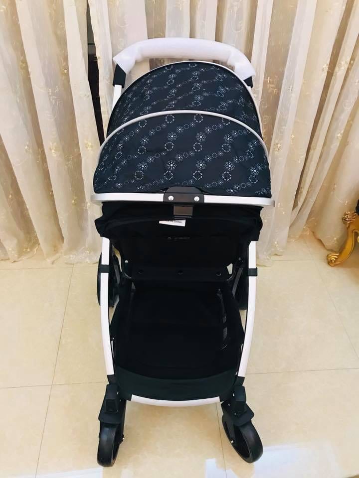 Amazing Gracco baby stroller new not used
لا تنسَ أنك شاهدت هذا الإعلان في عنكبوت
Amazing Gra...