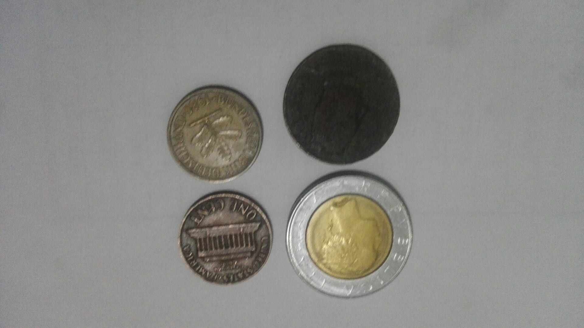 عملات قديمه لأعلى سعر
لا تنسَ أنك شاهدت هذا الإعلان في عنكبوت
عملات قديمه
للبيع لأعلى سعر...