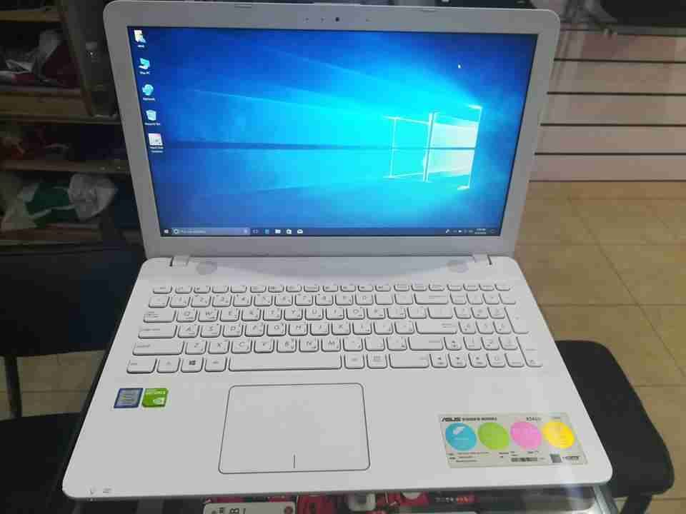 ASUS K541U Ci5 7th Gen
لا تنسَ أنك شاهدت هذا الإعلان في عنكبوت
لمهندسين الفوتوشوب والأوتوكاد...