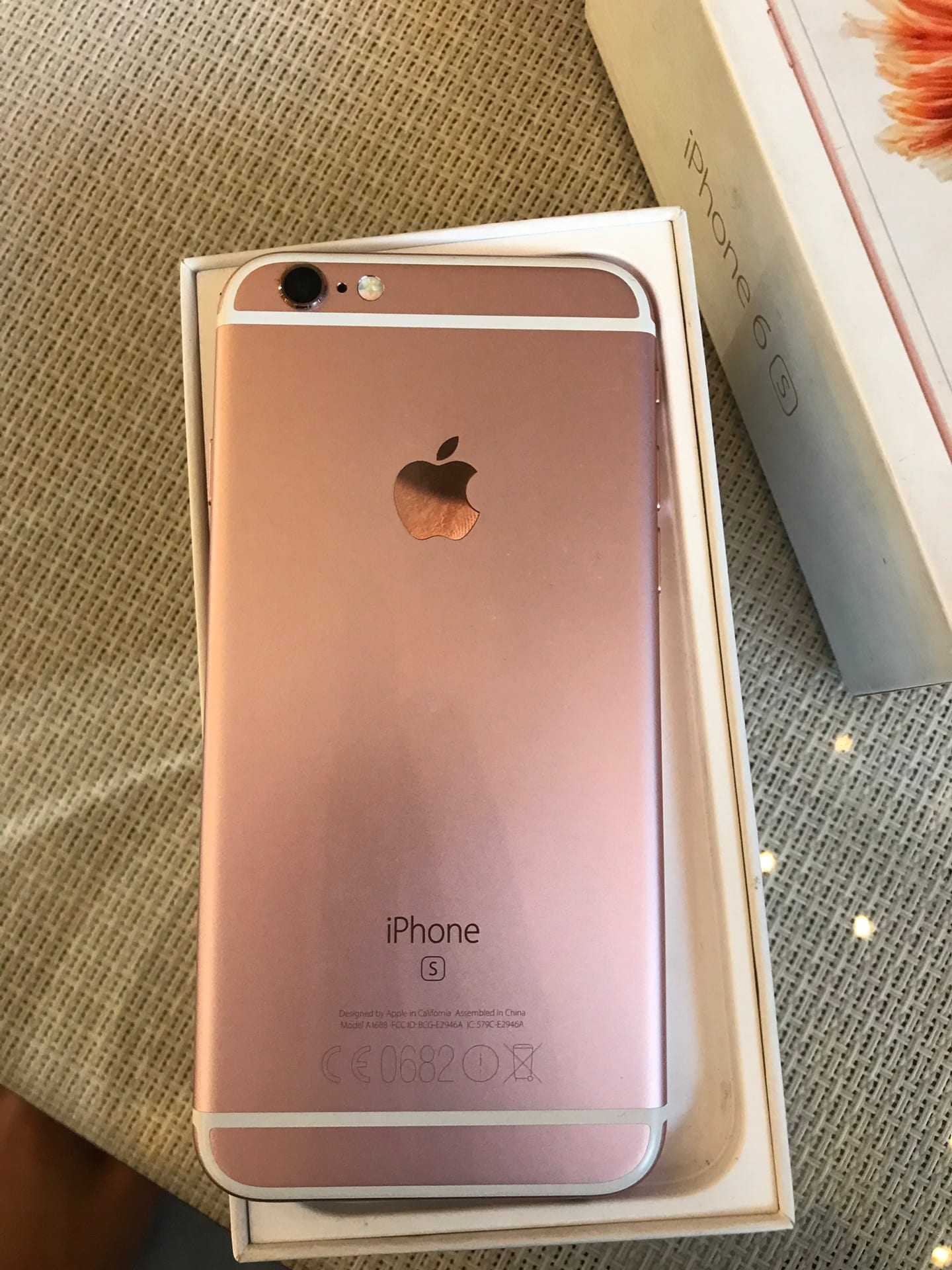 iphone 6s 64g rode gold
لا تنسَ أنك شاهدت هذا الإعلان في عنكبوت
الجهاز حالته ممتازه مافيهوش ا...