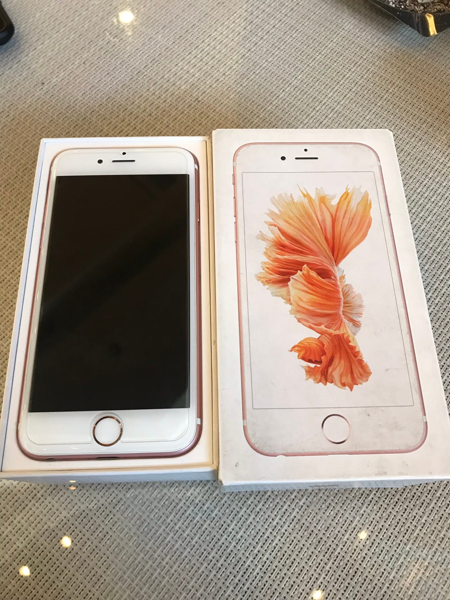 iphone 6s 64g rode gold
لا تنسَ أنك شاهدت هذا الإعلان في عنكبوت
الجهاز حالته ممتازه مافيهوش ا...