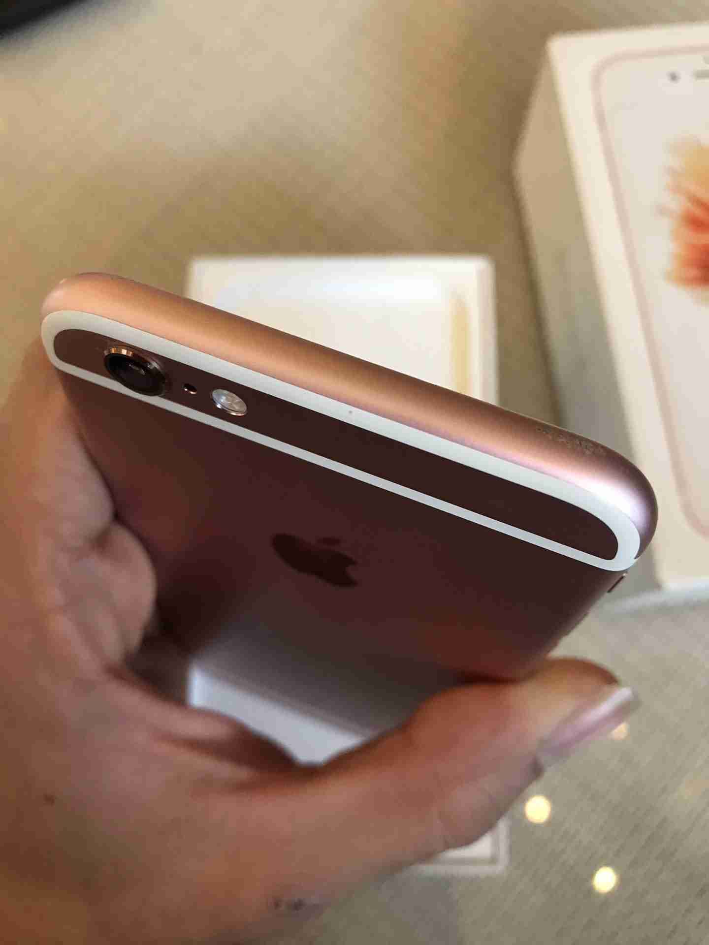 iphone 6s 64g zeroo rose gold بكل مشتملاته
لا تنسَ أنك شاهدت هذا الإعلان في عنكبوت
الجهاز يعت...